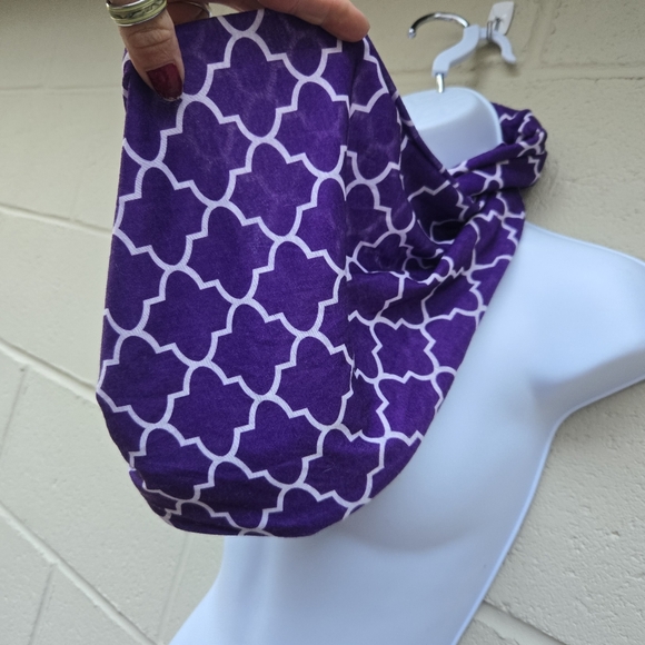 NWOT- Purple and White- Infinity Scarf- with Hidden Zip Pocket - Picture 3 of 10